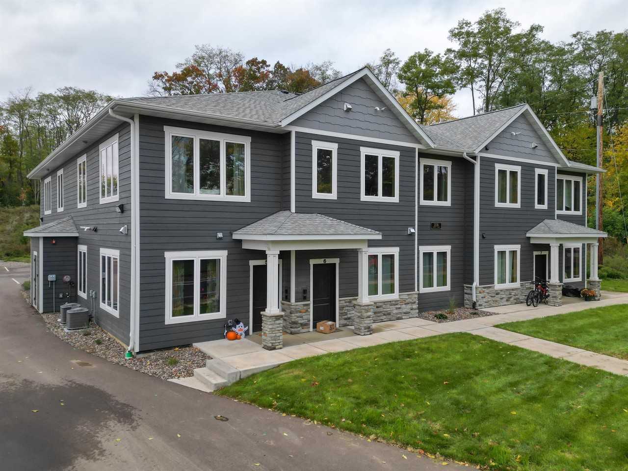 2130 4th Street - Photo 3 of 34