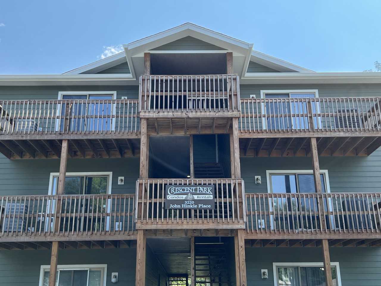 Crescent Park - Photo 3 of 50