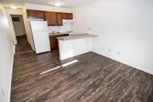 507 S Lincoln - Photo 1 of 1