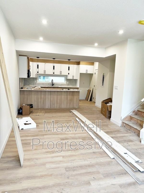 14504 95 Ave Nw - Photo 2 of 27