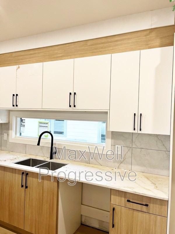 14504 95 Ave Nw - Photo 5 of 27