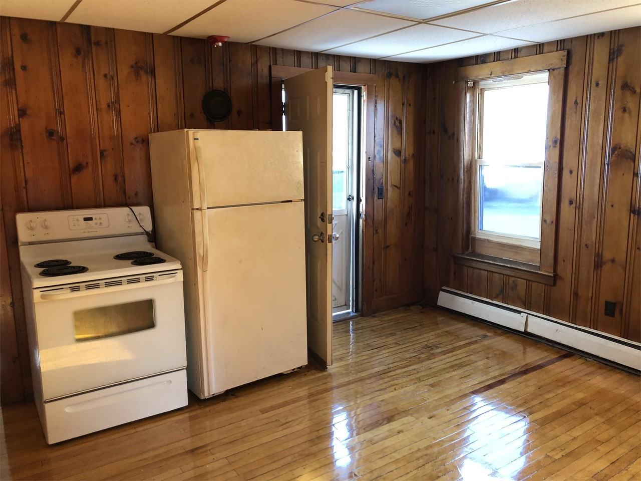 32-34 Nichols St - Photo 2 of 6