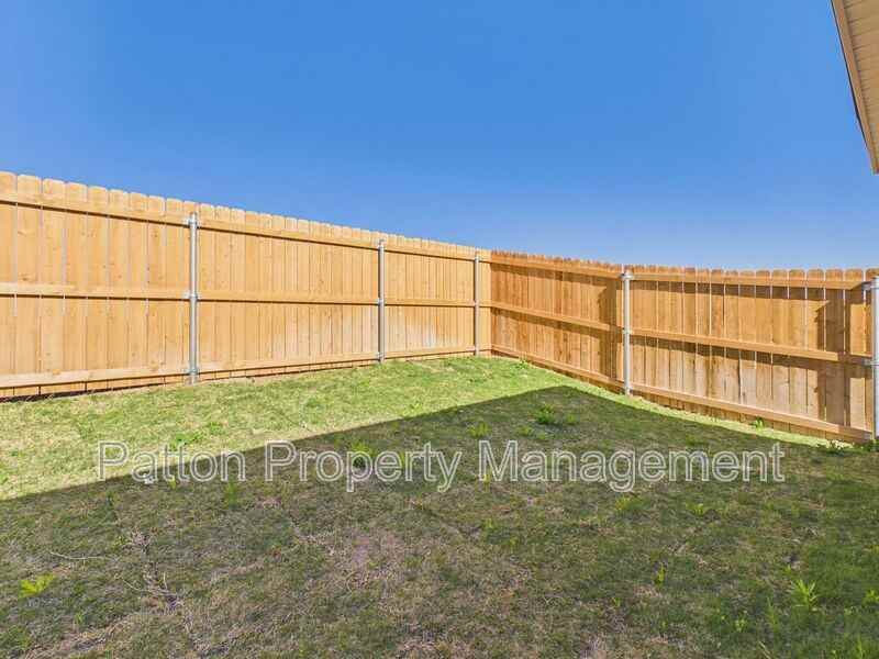 2808 Haystack Way - Photo 5 of 18