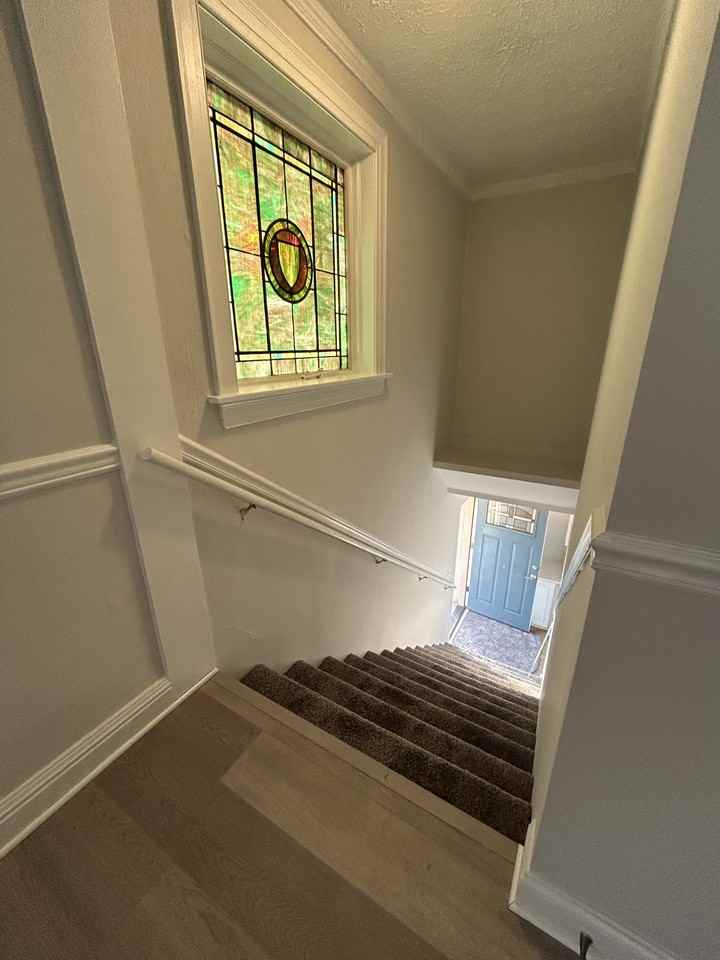 518 Bridge Street - Photo 2 of 13