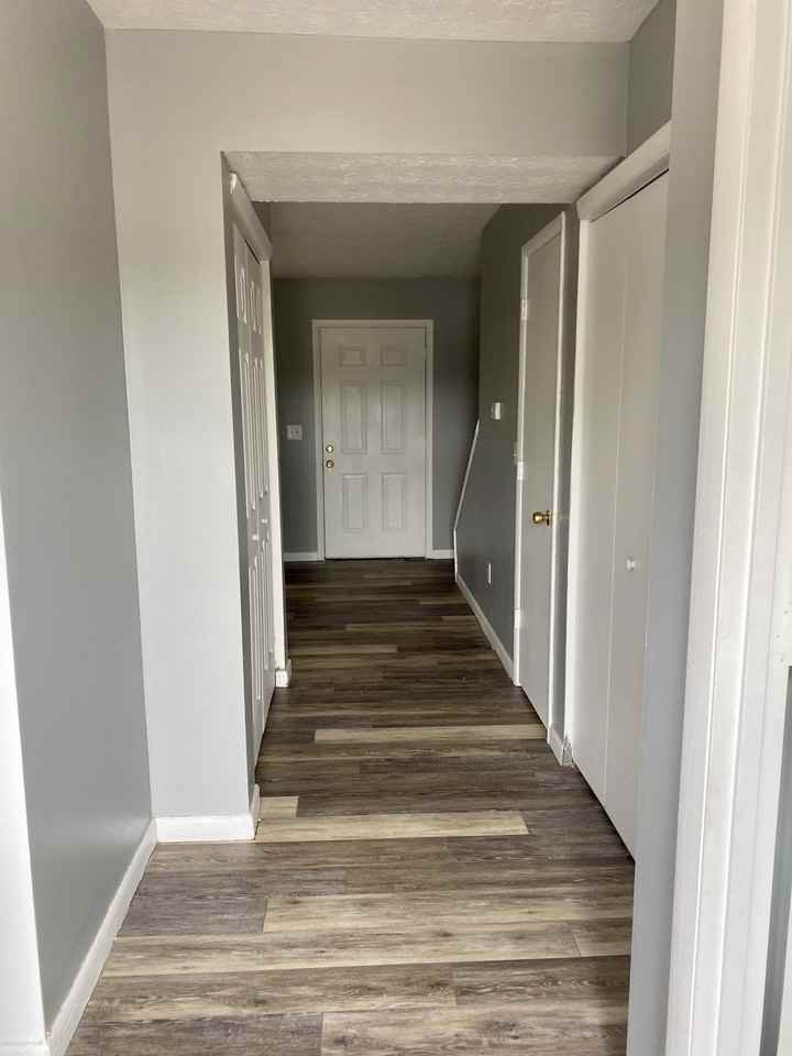 Stiles - 5724 - Photo 5 of 23
