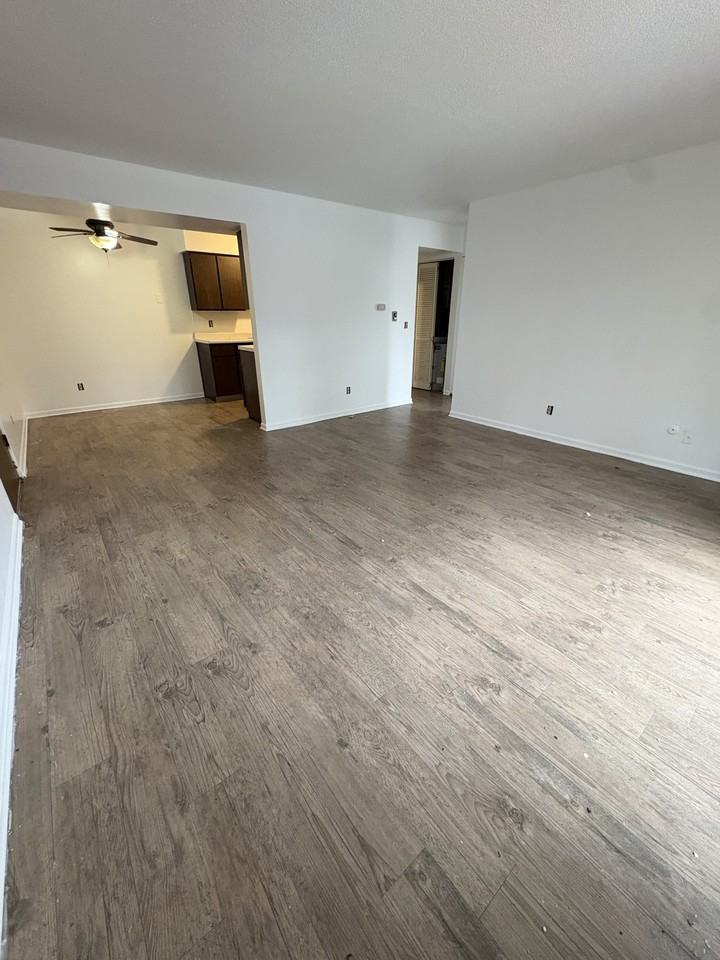 1306 West Michigan Avenue - Photo 4 of 19