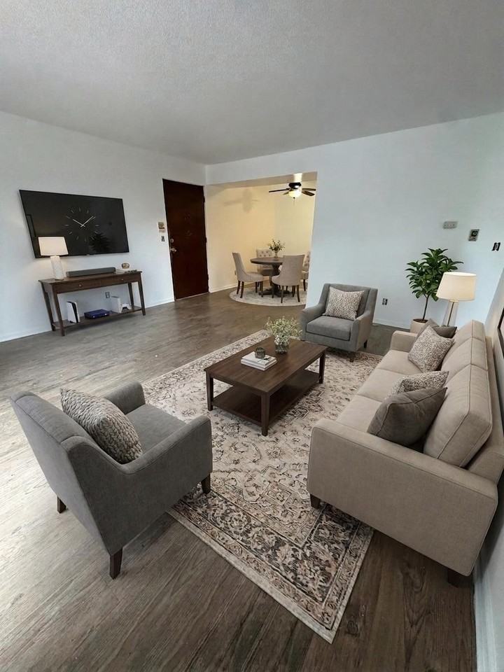 1306 West Michigan Avenue - Photo 5 of 19
