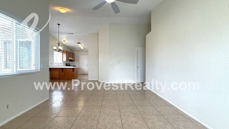 9141 Aspenwood Ln - Photo 5 of 21