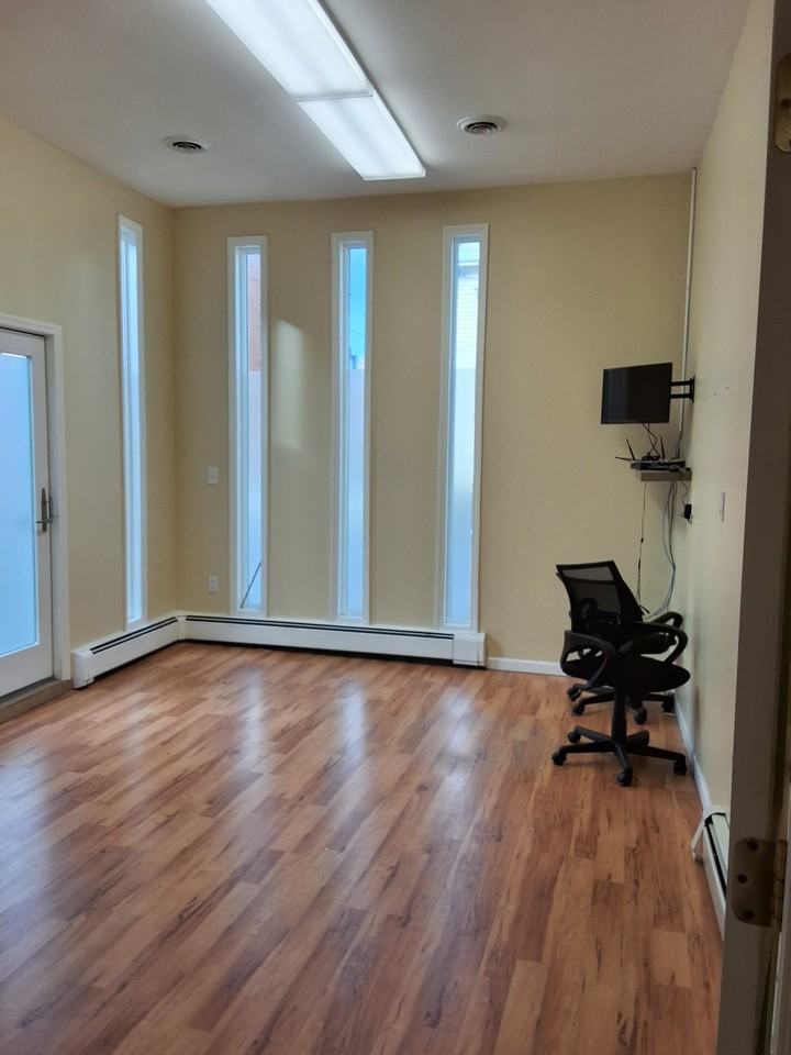 292 Mill Street - Photo 2 of 7