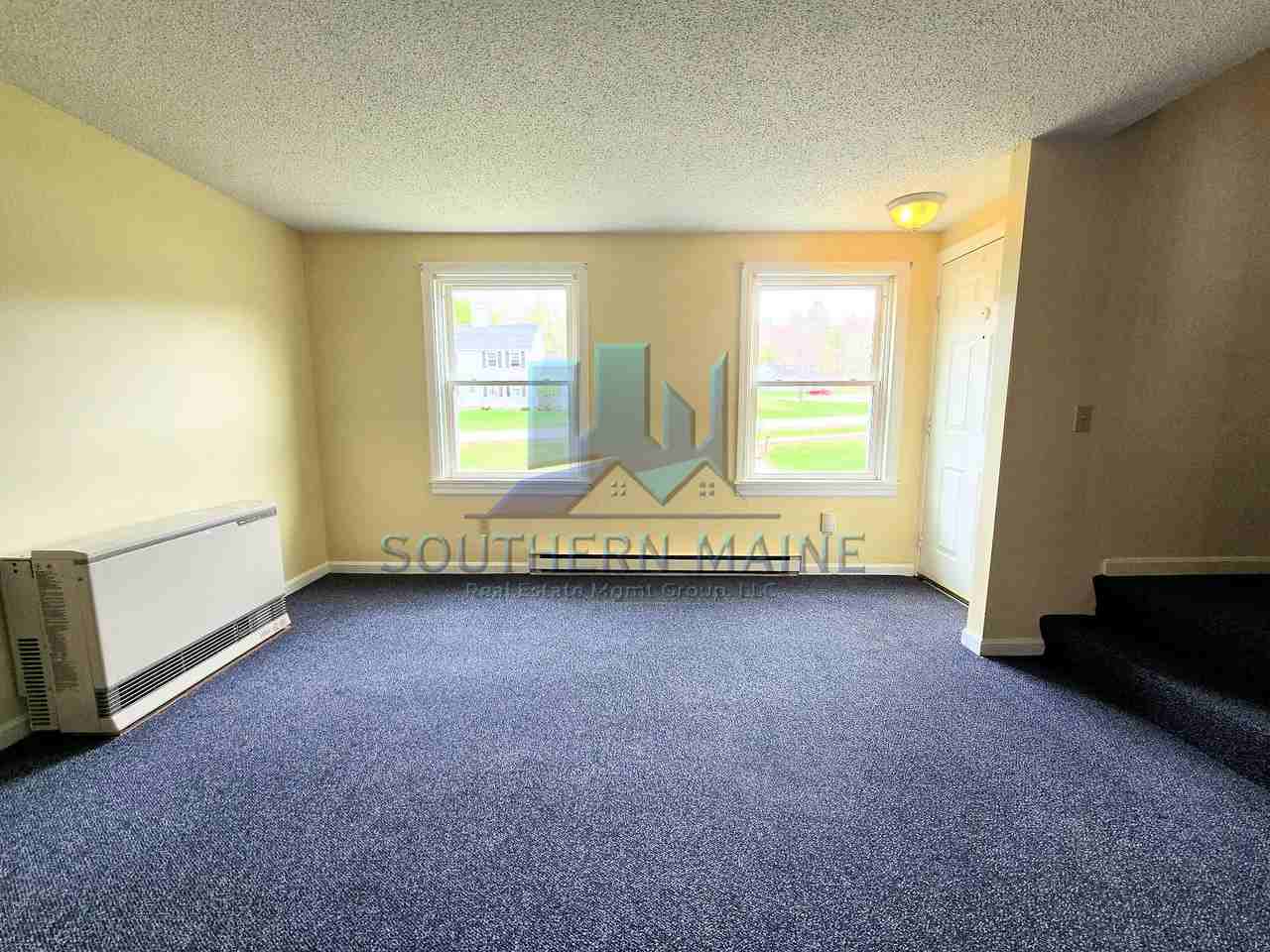 11 Village Drive - Photo 7 of 21