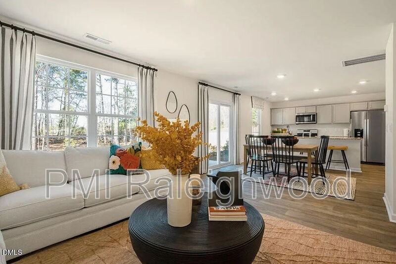 287 Palm Dr - Photo 6 of 38