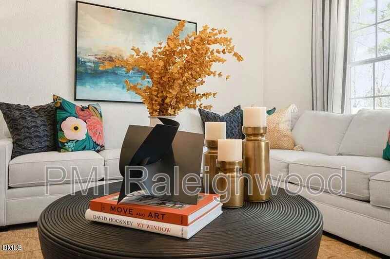 287 Palm Dr - Photo 7 of 38