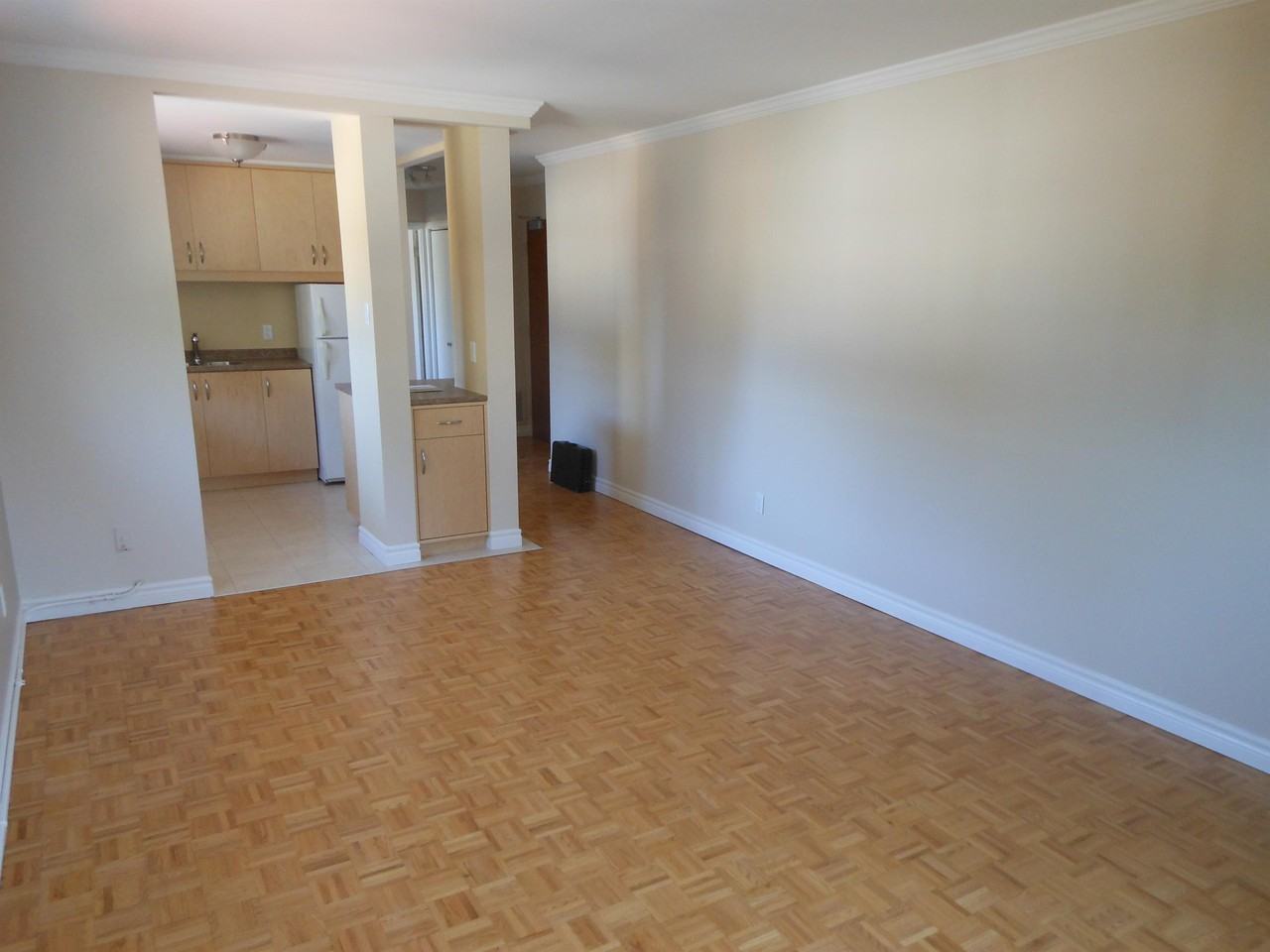 111 Crichton - Photo 7 of 19