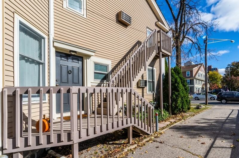 416 S 5th Ave #3 - Photo 3 of 10