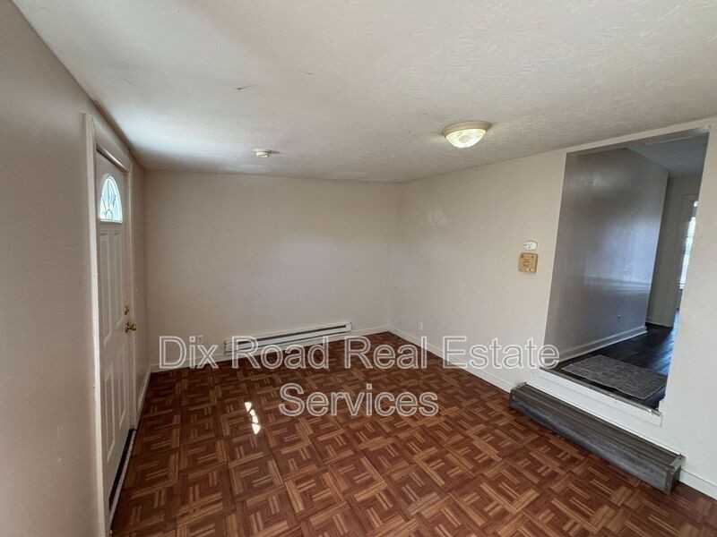 829 Maple Ave #3 - Photo 5 of 19
