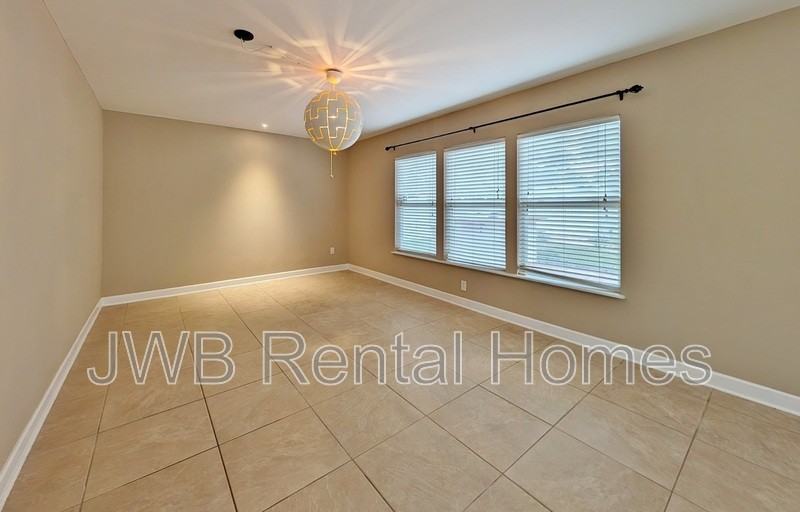 12722 Megan Jean Ct - Photo 5 of 20