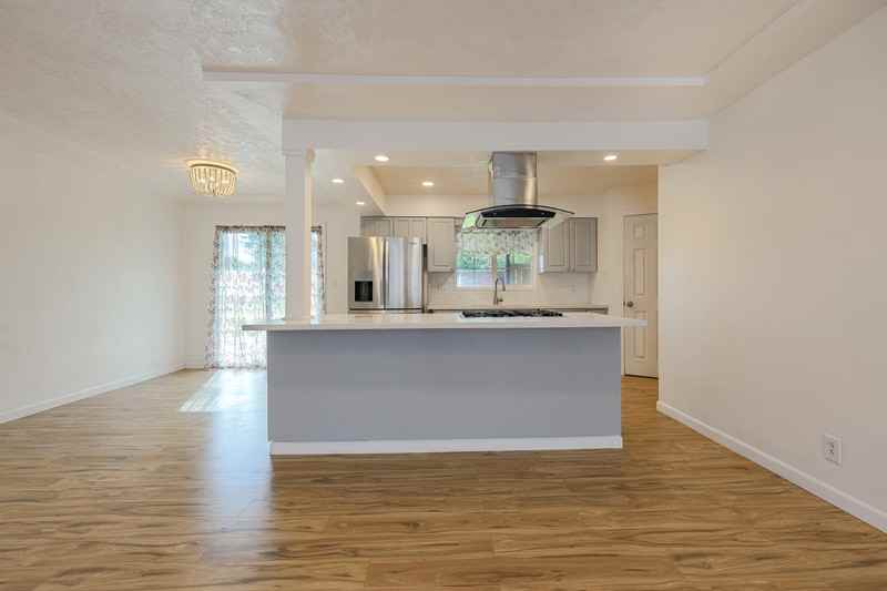 2641 Se 168th Ave - Photo 7 of 29