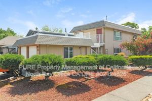 featured image of 327 N Main St #A