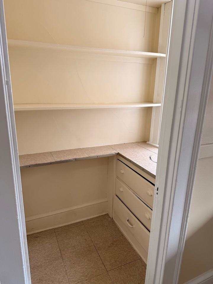 9-11 Chapman Street - Photo 6 of 17