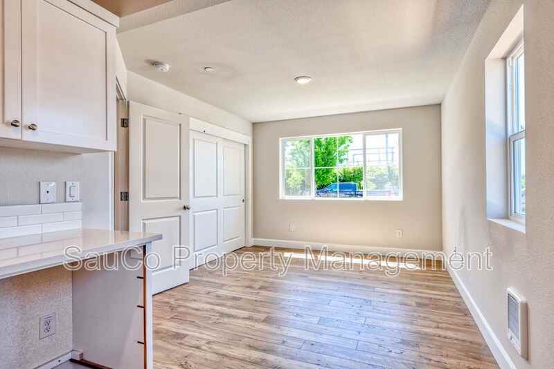 17071 Sw Friendly Ln - Photo 5 of 31