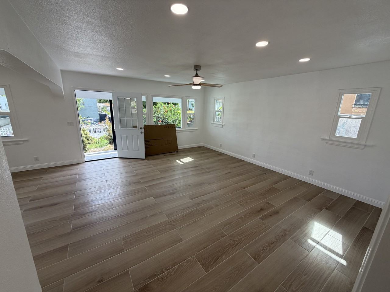 2106 Sheridan Street - Photo 3 of 16