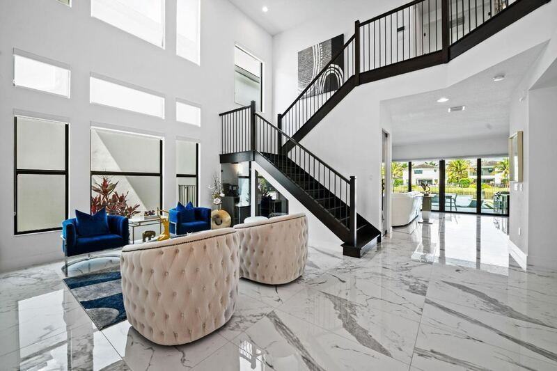 8599 Tower Bridge Ct - Photo 3 of 36