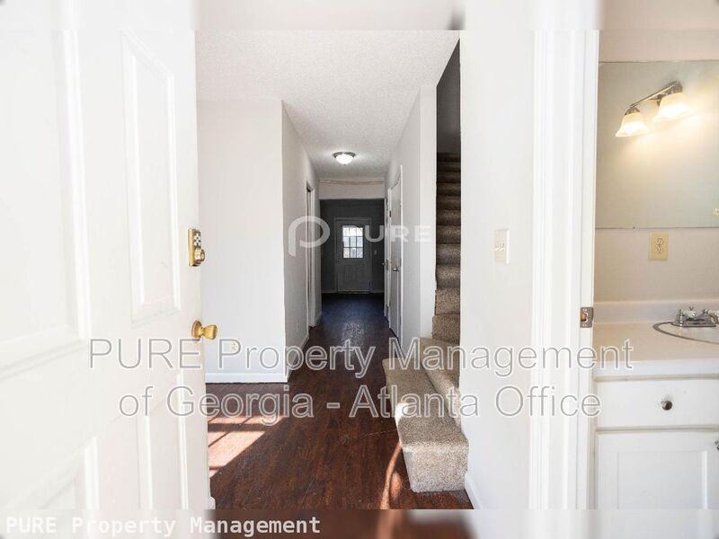 772 Rogers Way Sw - Photo 3 of 24