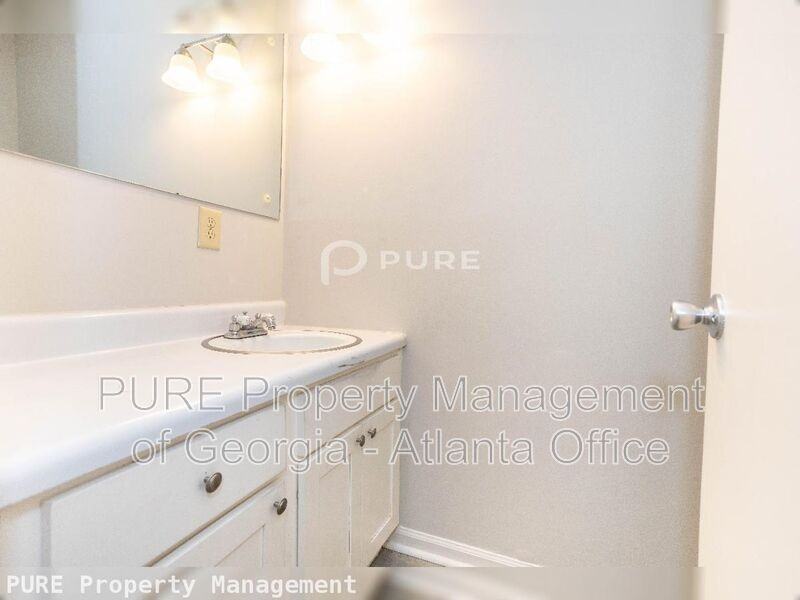 772 Rogers Way Sw - Photo 4 of 24