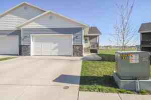 featured image of 3501 S Outfield Cir