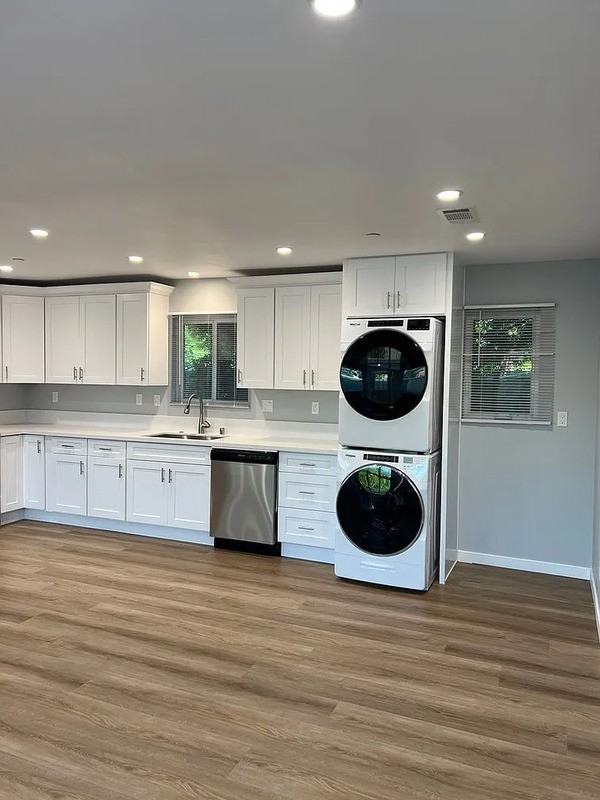 2205 Conquista Ave #2204 - Photo 3 of 13