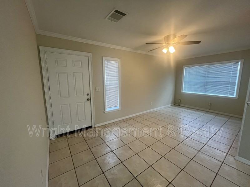 505 S Westland Ave #B - Photo 5 of 17