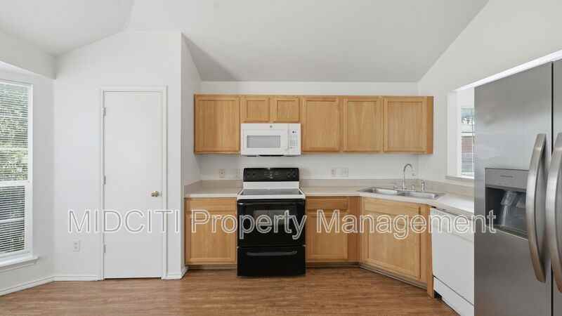 137 Jerry Lees Trl - Photo 5 of 36