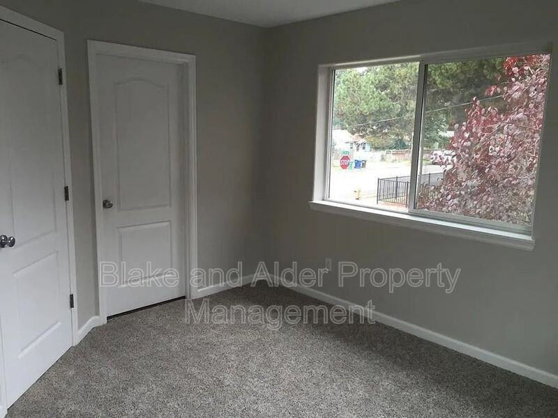 7006 Se 72nd Ave - Photo 7 of 11