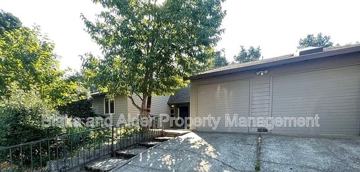 featured image of 2410 Se 9th Ct