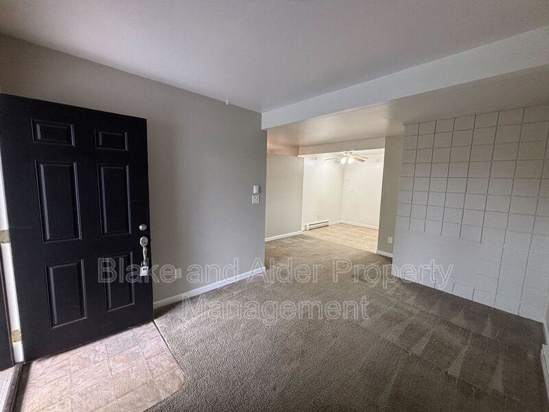 5950 Sw Hall Blvd #201 - Photo 2 of 9