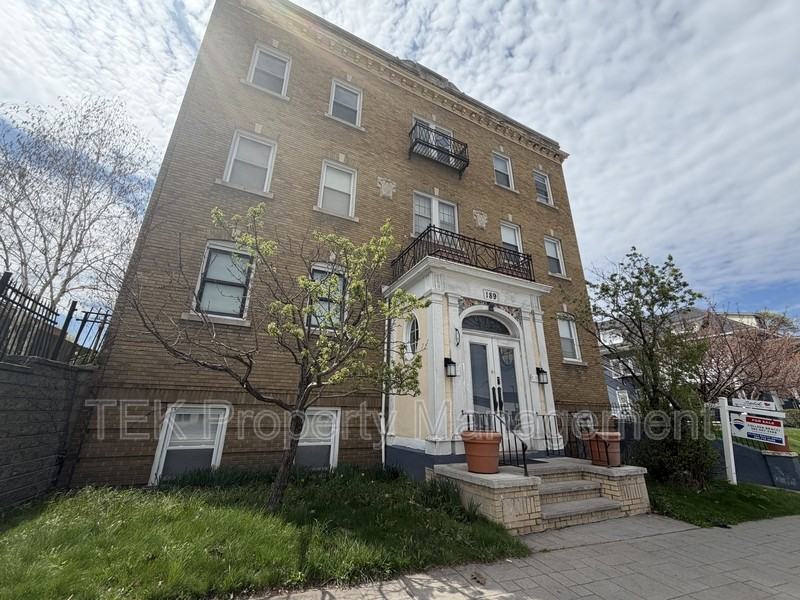 189 Lake Ave #3 - Photo 6 of 6