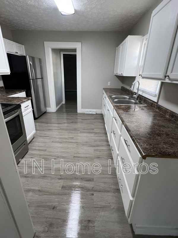 2813 Boright Pl - Photo 4 of 11