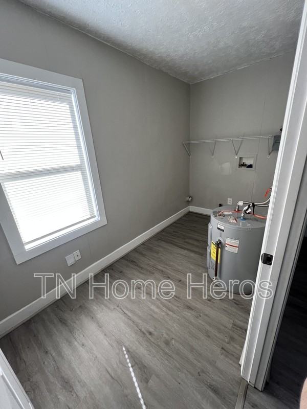2813 Boright Pl - Photo 5 of 11