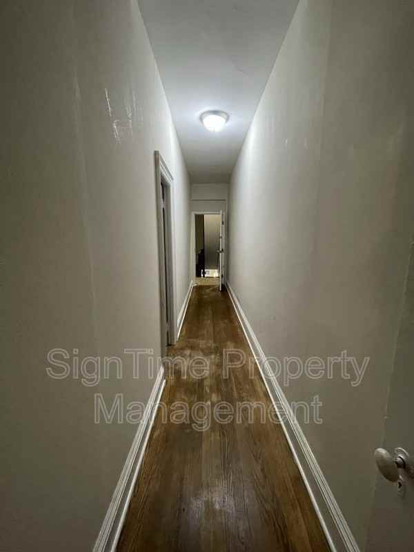 222 Summit Ave #2R - Photo 6 of 9