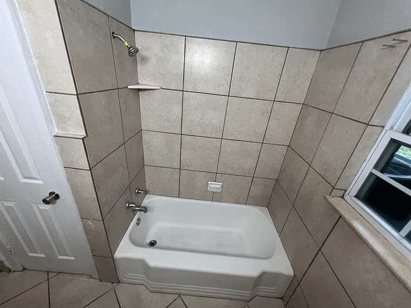 1240 Levy Ave - Photo 6 of 10