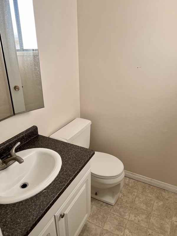 14212 114 St Nw - Photo 7 of 12