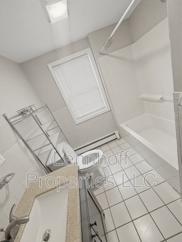 130 S Elm St - Photo 5 of 9
