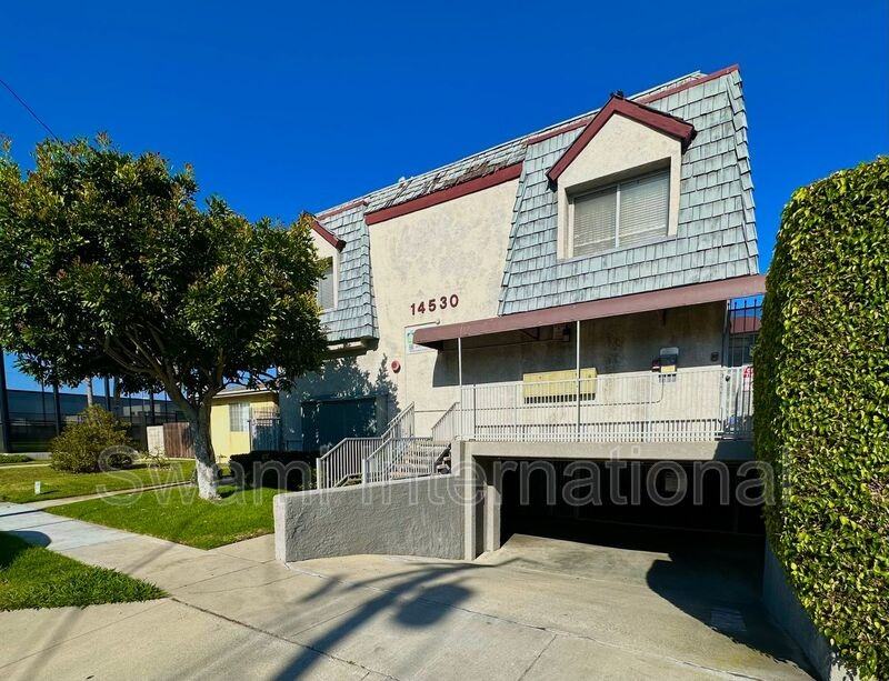 14530 Freeman Ave #07 - Photo 2 of 30