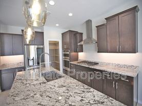 8920 W Marshall Ave - Photo 1 of 1