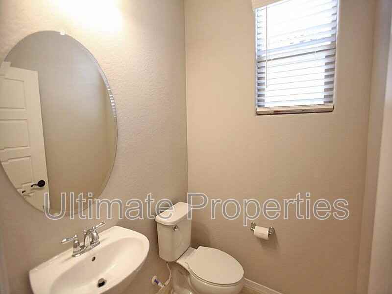 8920 W Marshall Ave - Photo 4 of 21