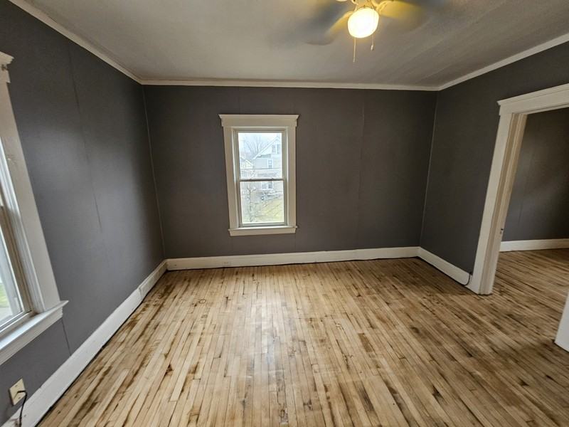 2059 W 105th St #4 - Photo 6 of 16