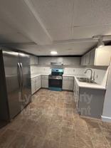 1495 Ten Rod Rd #1R - Photo 1 of 1