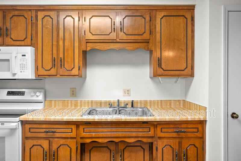 102 Laurel Cove Dr - Photo 6 of 12