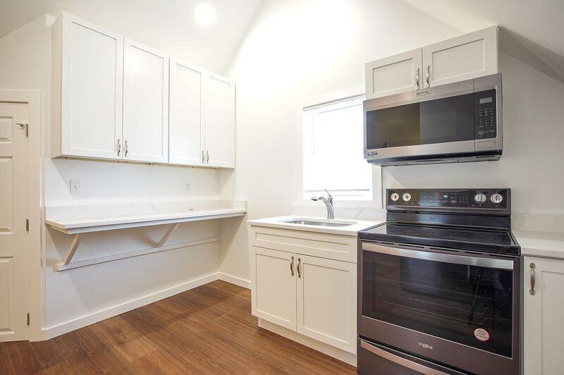 42 E School St #3 - Photo 3 of 17