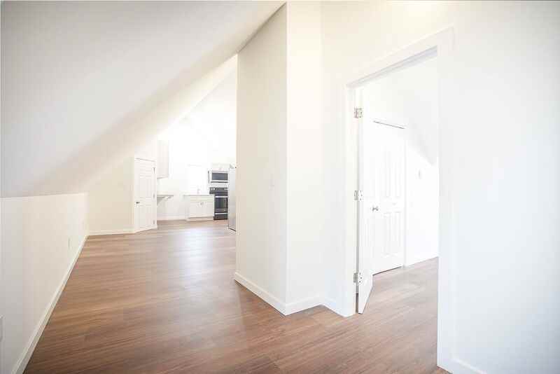 42 E School St #3 - Photo 7 of 17